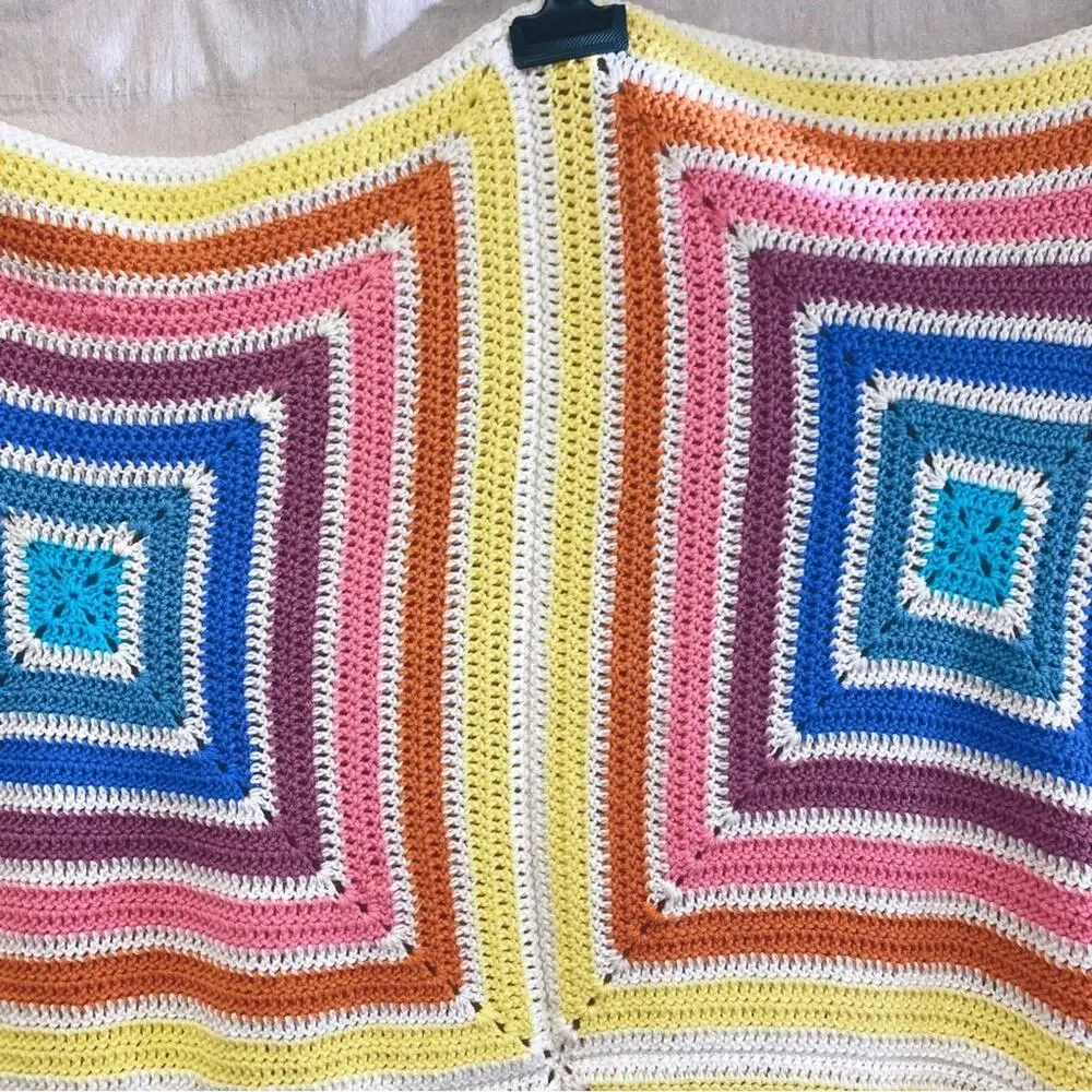 Hand knit centaur mandala multi color rainbow granny square afghan throw blanket